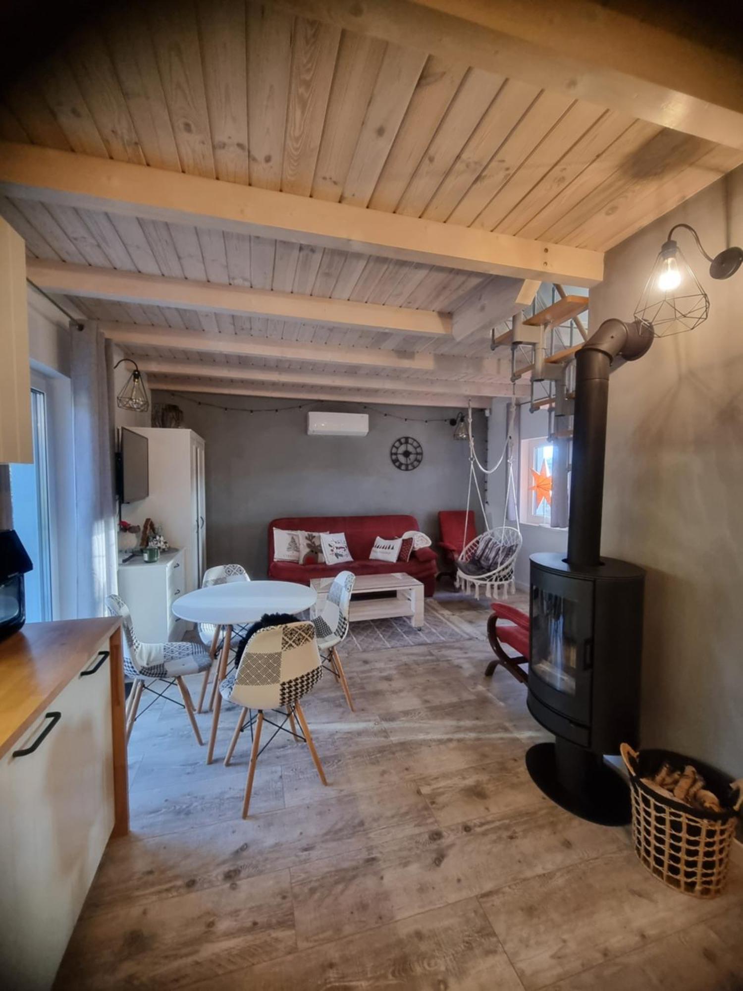 Przystanek W Sudetach Z Jacuzzi - Za Doplata Holiday home